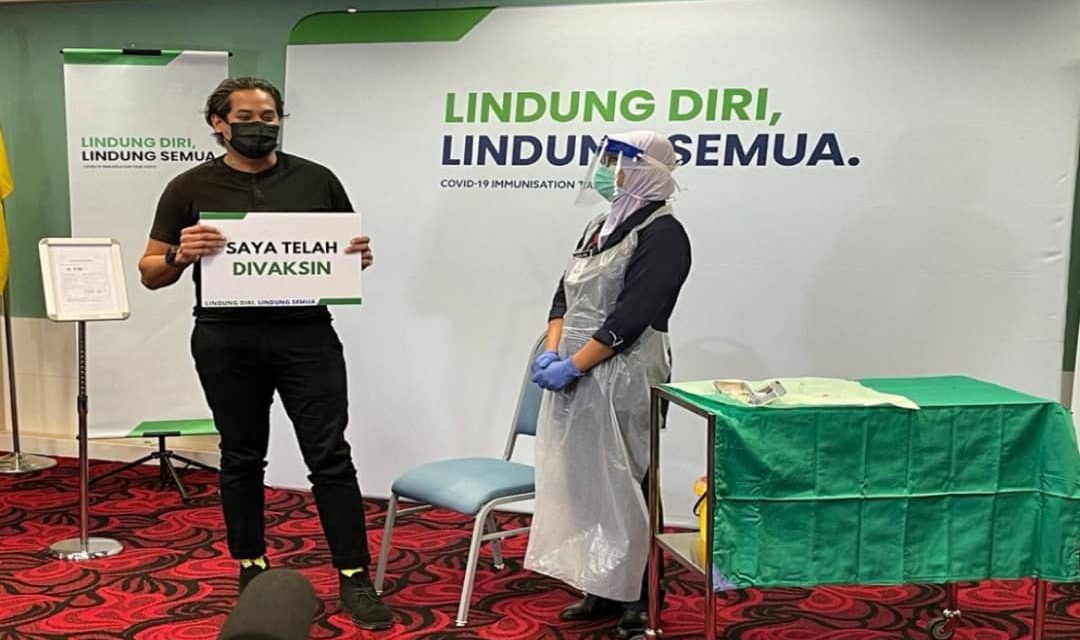 https://www.southerncrescent.com.my/wp-content/uploads/2021/03/Khairy-Jamaluddin-individu-pertama-di-Malaysia-terima-suntikan-Sinovac-1080x640.jpeg